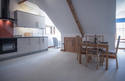 Tenby Apartment | The Nest - 1 Bedroom Apartment - Tenby