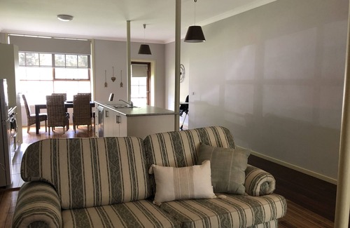 Merricks North Apartment | The old Coolstore - Jonathon Apartment