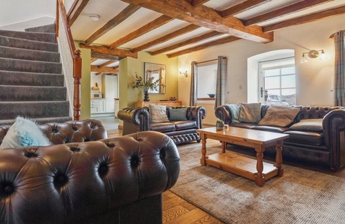 Margam Apartment | The Old Cow Shed Cottage