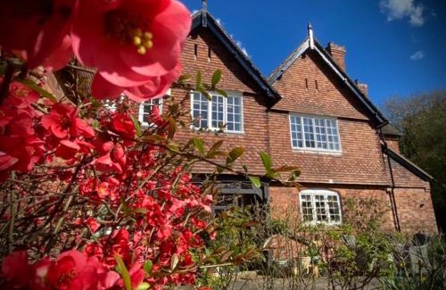 Great Witley Bed & Breakfast | The Old Rectory - Valley View Room In Private Home