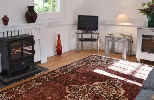 Yaxham House | The Old Rectory Lodge