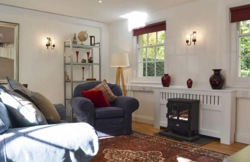 Yaxham House | The Old Rectory Lodge