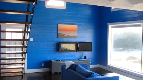 Fogo House | The Old Salt Box Co. - Aunt Glady's