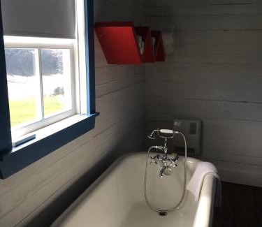 Fogo House | The Old Salt Box Co. - Aunt Glady's