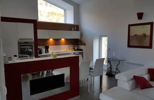 Saint-Christol House | The Olive House