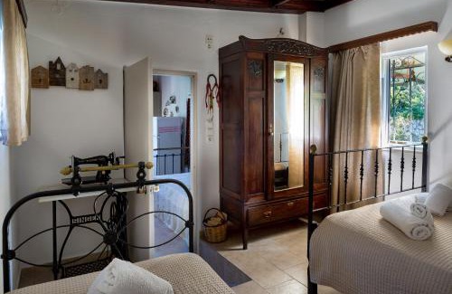 Kontomari House | The Olive House