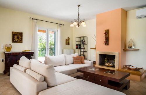 Melikia Villa | The Olive Project - Villa Maria with Private Pool by Konnect