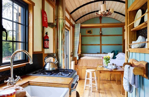 Trecastle Cabin | The Orient Express Shepherd's Hut with Hot Tub