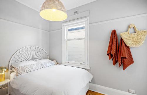 Glenelg South House | THE OSLO on Broadway Villa 2