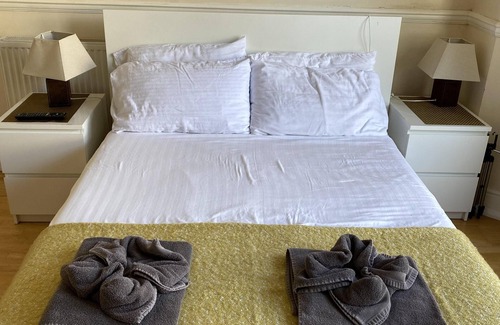 Weston-super-Mare House | The Parasol Weston