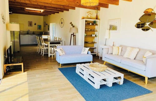 Pleumeur-Bodou House | The peaceful haven of the Pink Granite Coast, The peaceful haven of the Pink Granite Coast