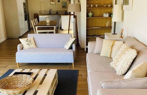 Pleumeur-Bodou House | The peaceful haven of the Pink Granite Coast, The peaceful haven of the Pink Granite Coast