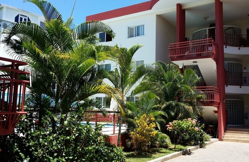 Wolmar Apartment | The Penthouse offers view on the beach and has 3 bed rooms and huge living space