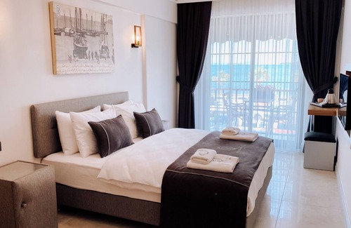 Iskele Mahallesi House | THE PİER OF URLA