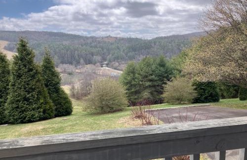 Laurel Springs House | The Place on the Blue Ridge Parkway