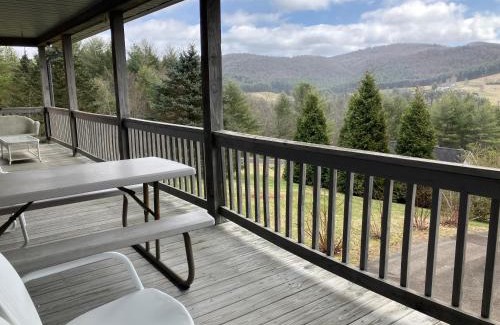 Laurel Springs House | The Place on the Blue Ridge Parkway