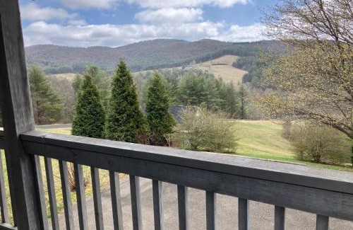 Laurel Springs House | The Place on the Blue Ridge Parkway