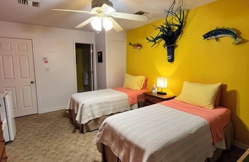 Port O Connor Hotel | The Poco Loco Lodge