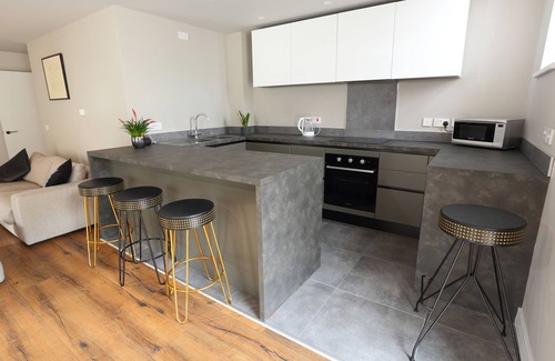 Dyserth Cottage | THE POPPY FIELDS ABODE, family friendly in Dyserth