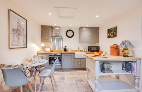 Chevington House | The Potting Shed - One Bedroom House, Sleeps 2