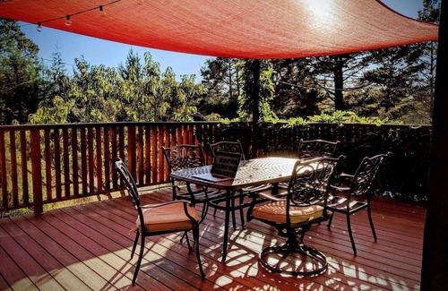 Point Reyes Station Cottage | The Quail's Nest Retreat