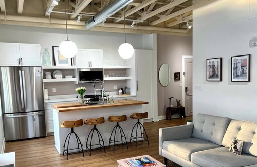 Grafton Apartment | The Quarters | Suite 4