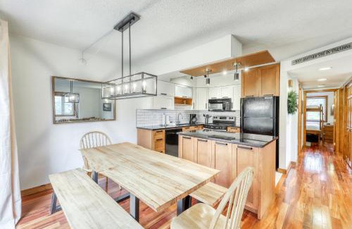 North Troy Apartment | The Queens Slopeside Hideaway