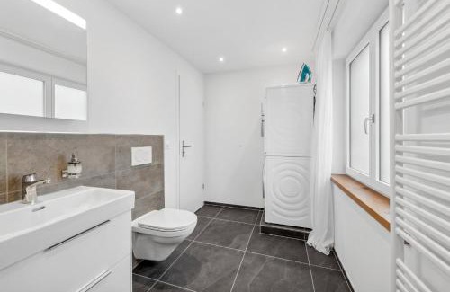 Neuhausen am Rheinfall Apartment | The R Apartment Laufen - relaxing free parking