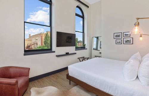 Montrose Hotel | The Rathbone Hotel