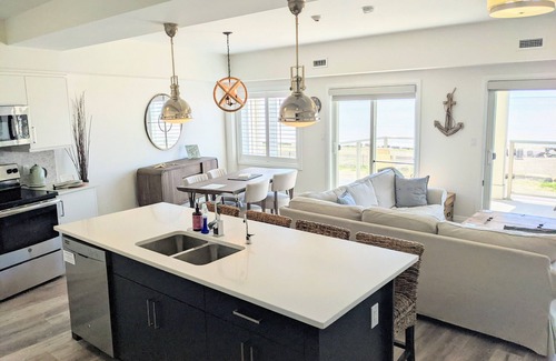 Long Point Condo | "The Red Sand" Beachfront Luxury Condo-Long Point