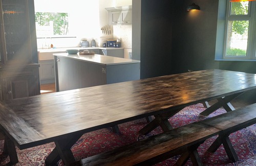 Pumpsaint House | THE RETREAT AT GLANRANNELL PARK HOUSE, family friendly in Llansawel