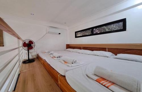 San Vicente Apartment | The River House - Govantes Guesthouse