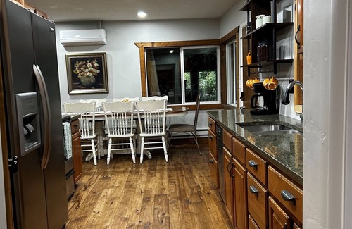 Snowbird House | The River’s Secret Retreat