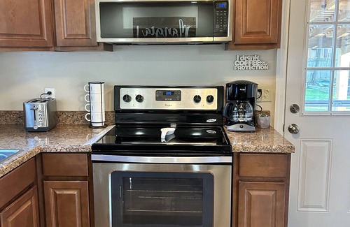 Ronkonkoma House | The Ronkonkoma Bungalow