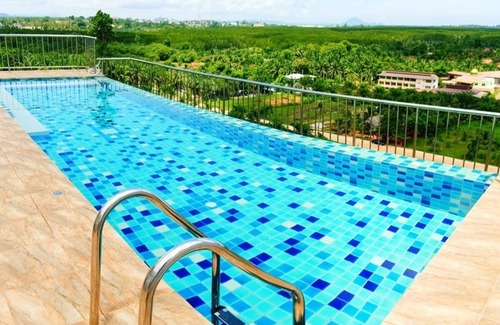 Thab Prik Condo | The Royal Suite By The Ozone Condo