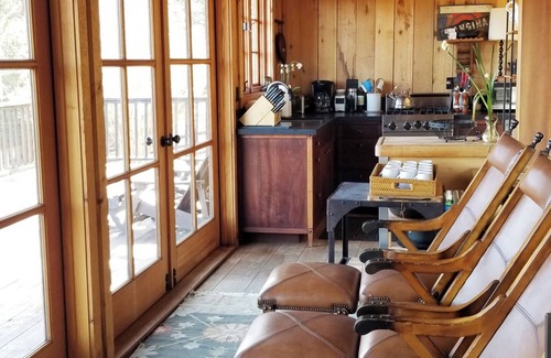 Julian House | The Rustic Barn at Sacred Mountain: Vintage Barn, Stargazing, Spa, Volcan Mtn.