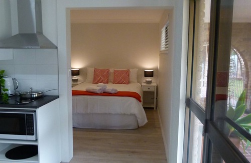 Sanctuary Point Bed & Breakfast | The Sanctuary at Paradise Beach - Couples only