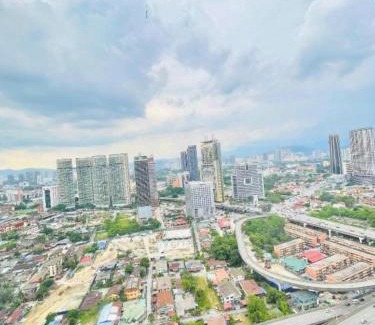 Kuala Lumpur City Centre Apartment | The Scarletz Unique Residence KL