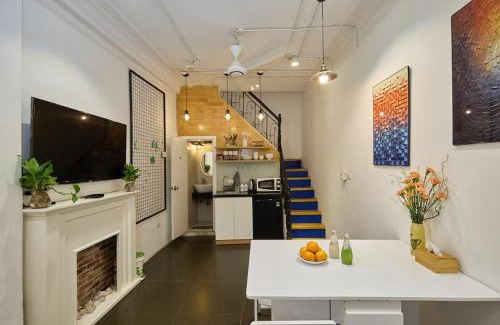 Ba Dinh Apartment | The Selenite Home Hanoi-3 Bedrooms-Street Food-Few minutes to Old Quarter