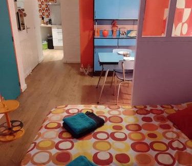 Sainte-Anne - Faubourg Noyon Apartment | The Seventies Appart rétro (proche gare et centre ville)