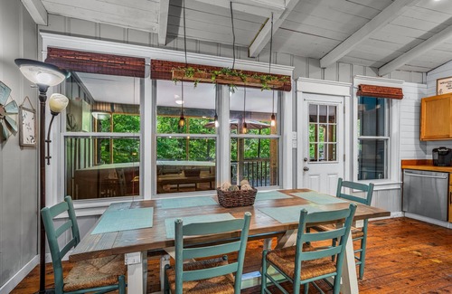 Mentone Cottage | The Shire-riverside w/hot tub, fire pit, kayaks & fenced yard