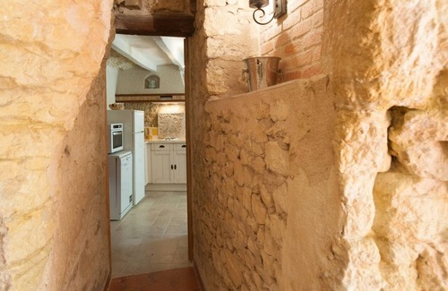 Civray-de-Touraine House | The SKYLARK 'Troglo-gîte' at our Songbird Sanctuary near Chateau Chenonceau