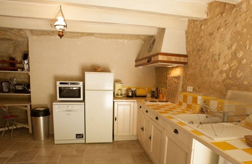 Civray-de-Touraine House | The SKYLARK 'Troglo-gîte' at our Songbird Sanctuary near Chateau Chenonceau