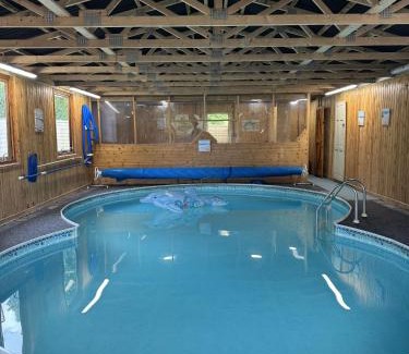 Lechlade House | The Smythy Cotswolds Farm Stay With Pool