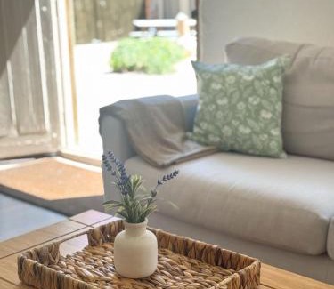 Lechlade House | The Smythy Cotswolds Farm Stay With Pool