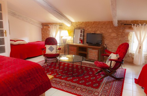 Murviel-les-Beziers Other | The "Souverians" room