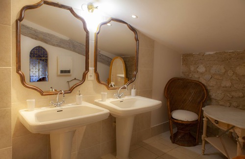 Murviel-les-Beziers Other | The "Souverians" room