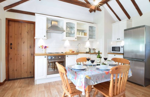 Colchester Cottage | THE STABLES, pet friendly, character holiday cottage in Polstead