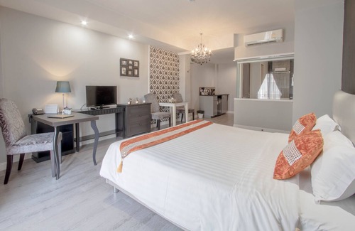 Bang Lamphu Lang Hotel | The Star of Sathorn