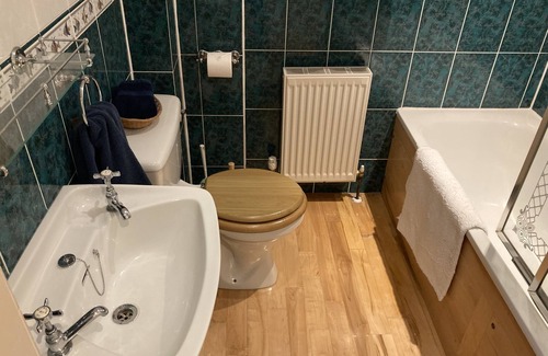 Trowbridge Bed & Breakfast | The Studio